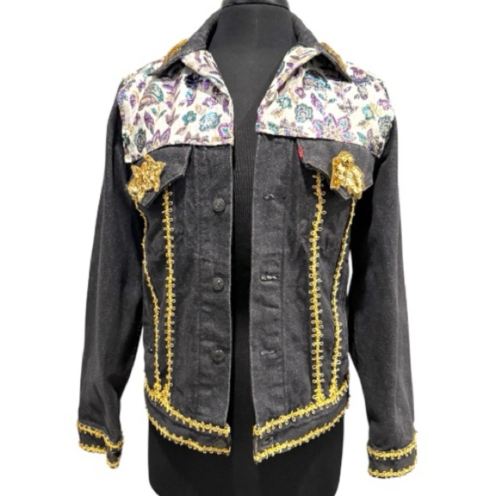 Upcycled 1989 Levi’s 70506 Trucker Jacket Made in USA | Gold Baroque Trim & Broc